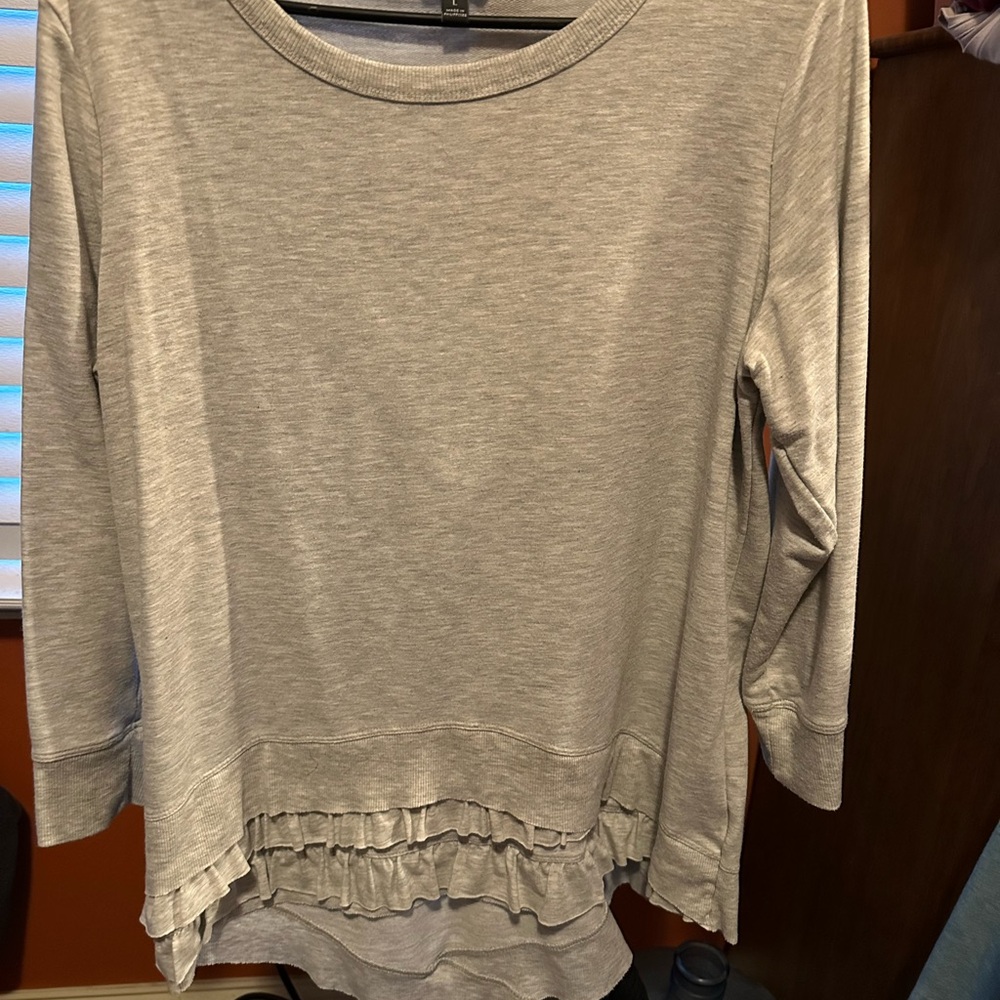 Simply Vera Vera Wang Light Gray Ruffled Sweatshirt